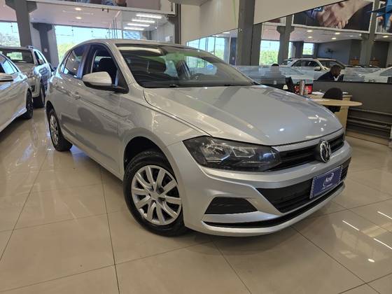 VOLKSWAGEN POLO 1.0 MPI TOTAL FLEX MANUAL VOLKSWAGEN POLO 1.0 MPI TOTAL FLEX MANUAL